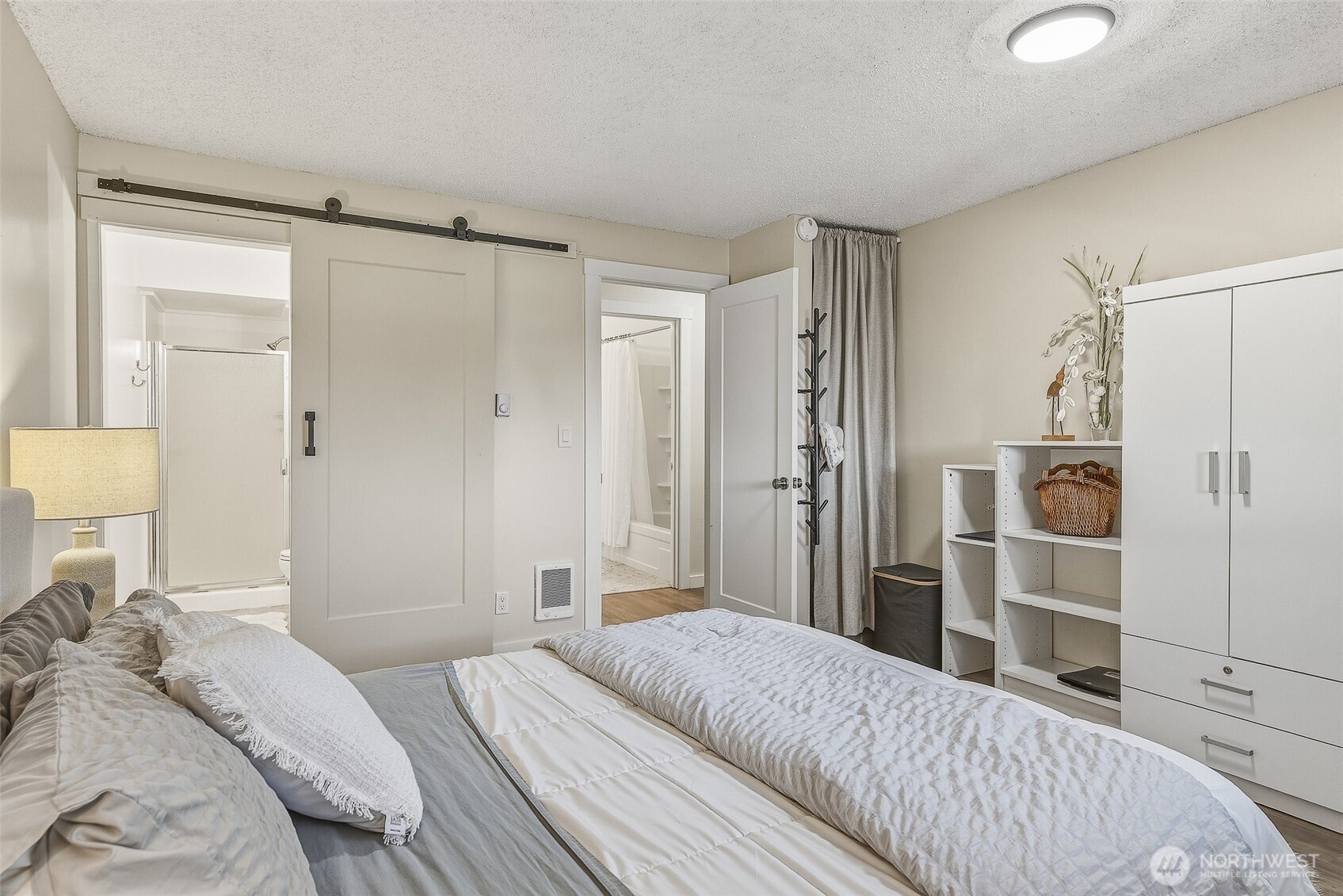 18906 8th Avenue NW #213, Shoreline, WA 98177