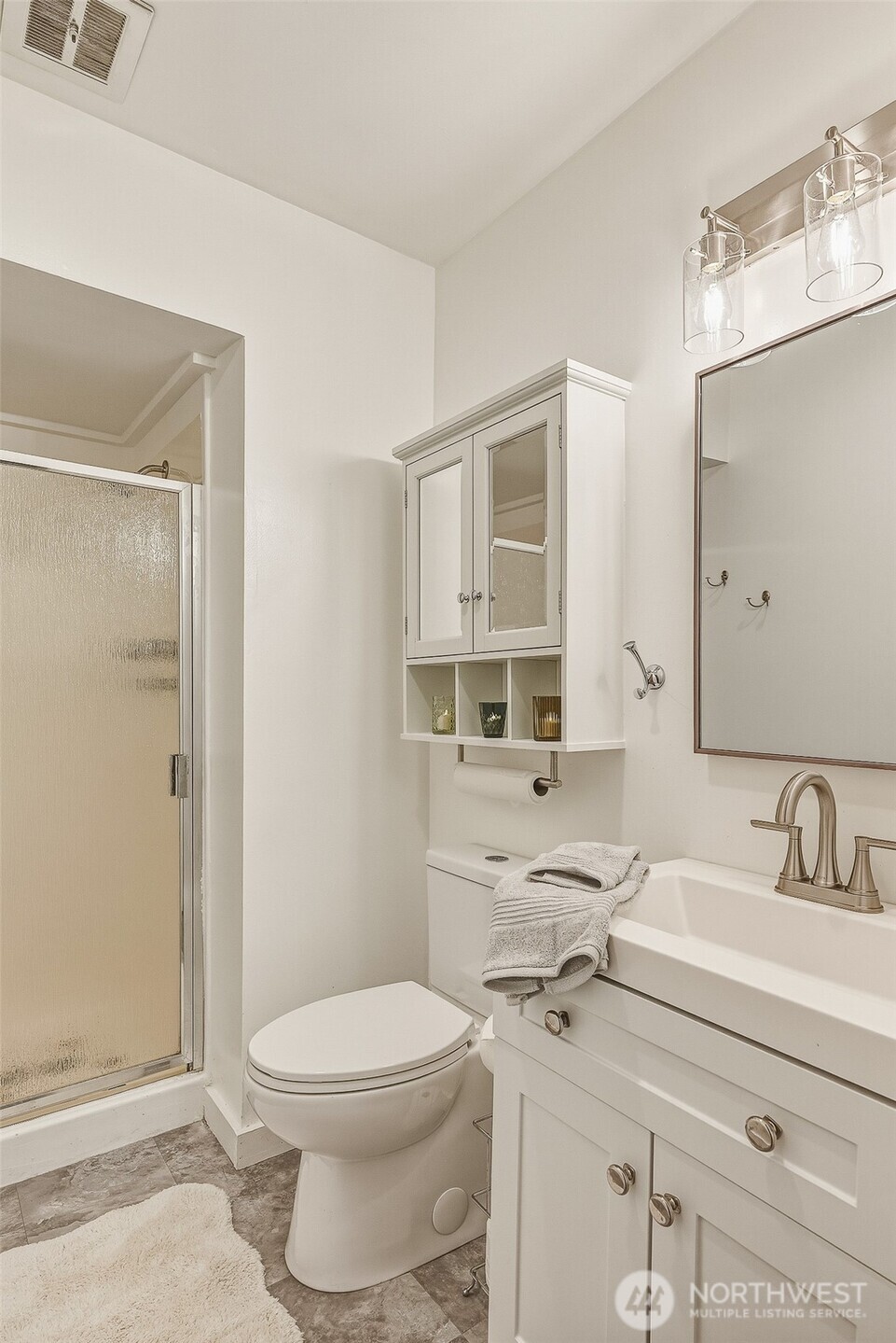 18906 8th Avenue NW #213, Shoreline, WA 98177