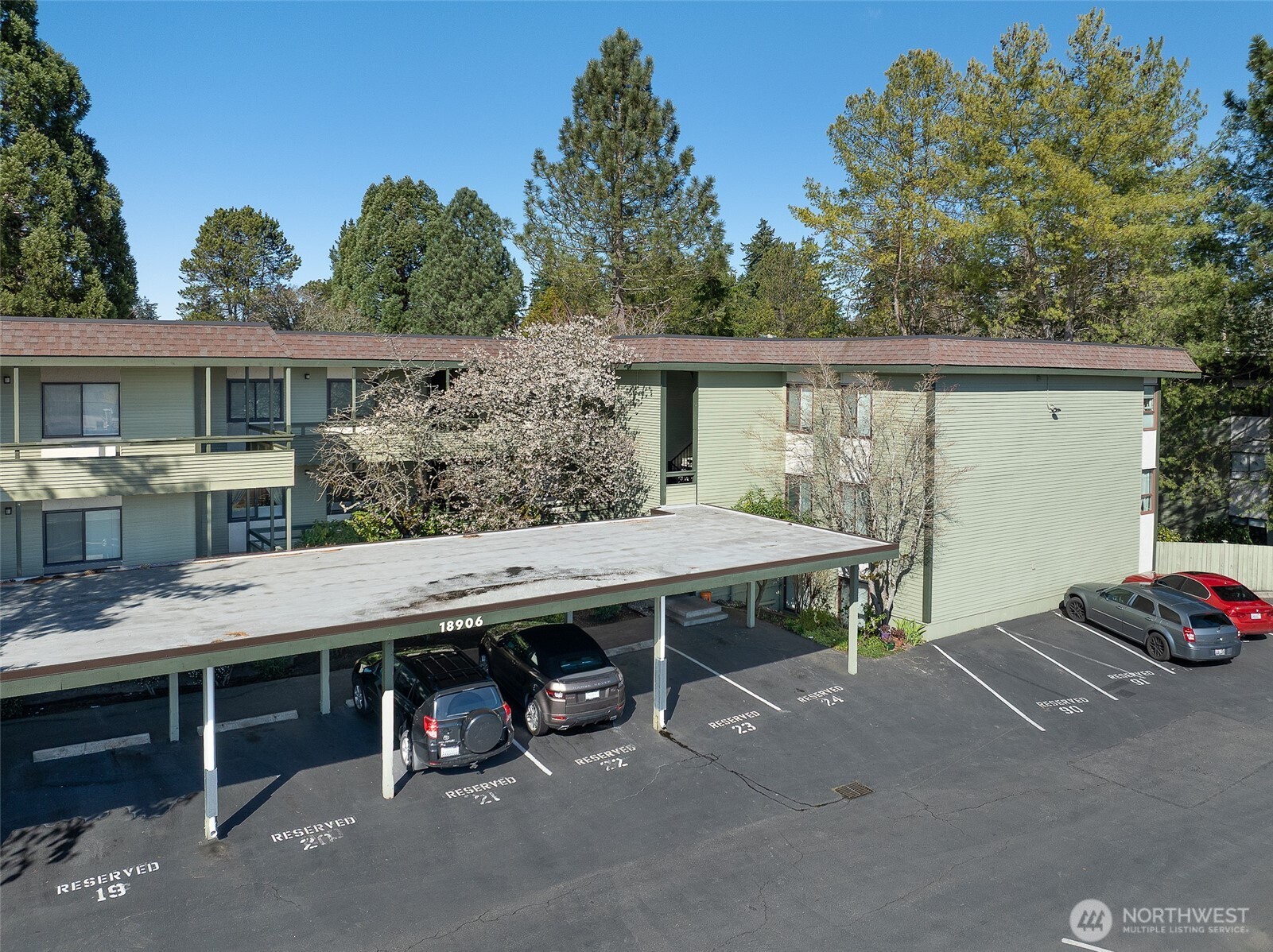 18906 8th Avenue NW #213, Shoreline, WA 98177