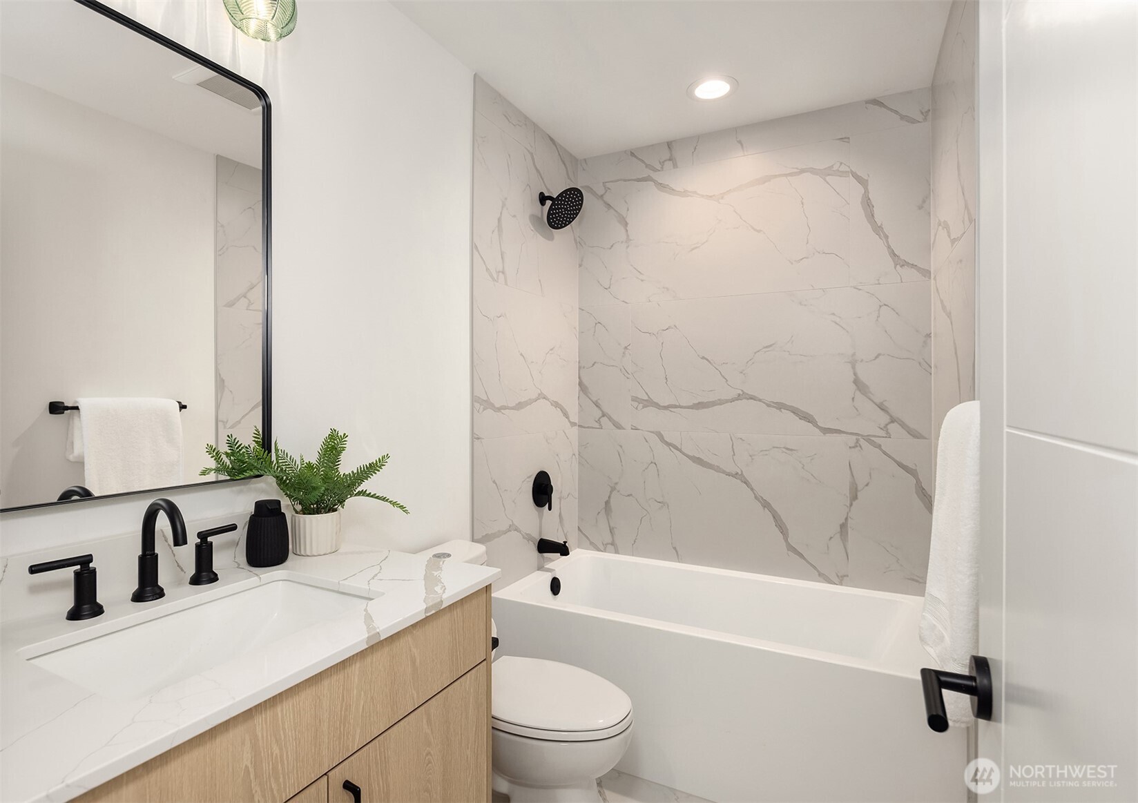 2340 N 64th Street #A, Seattle, WA 98103