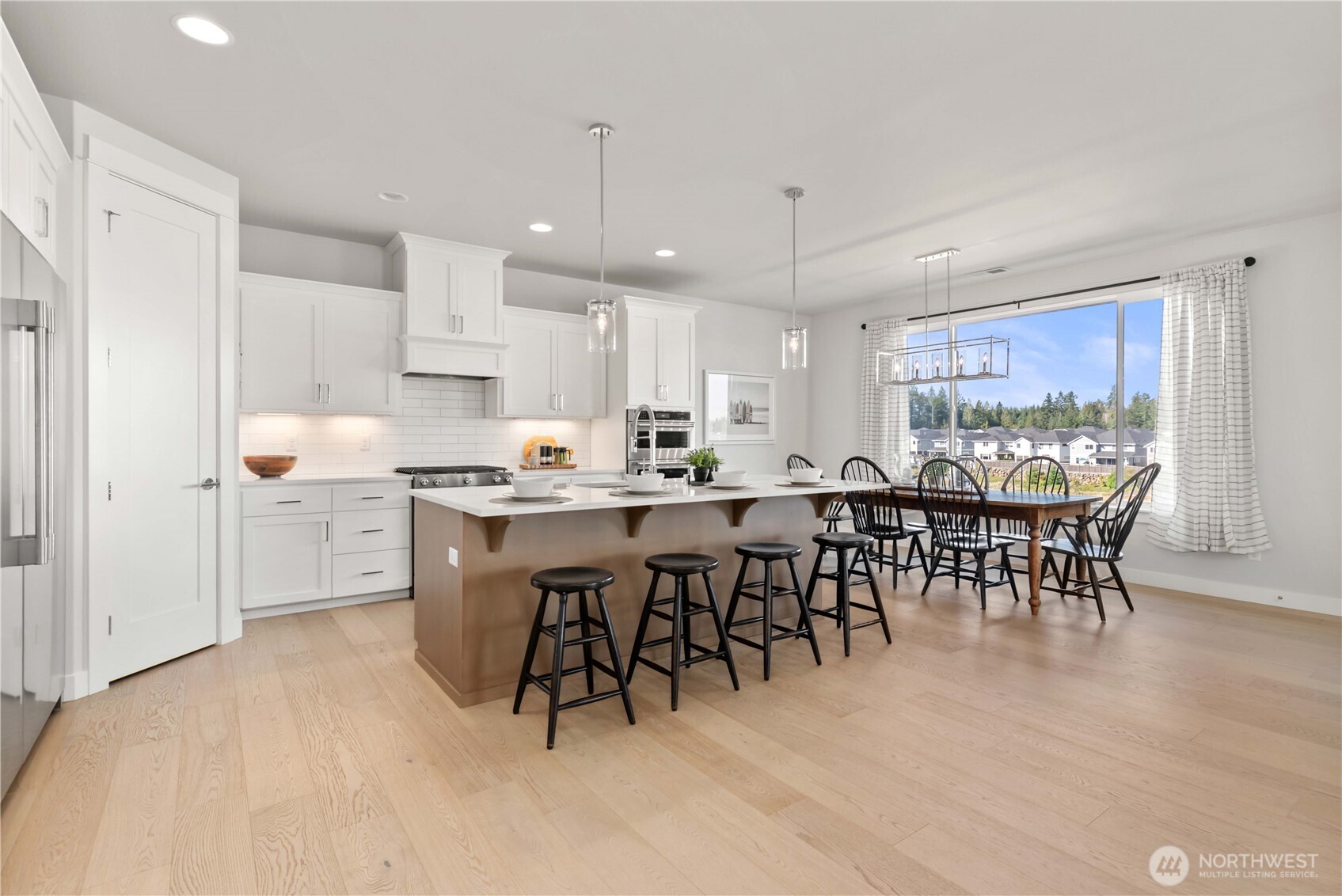 33473 Walnut Avenue SE, Black Diamond, WA 98010