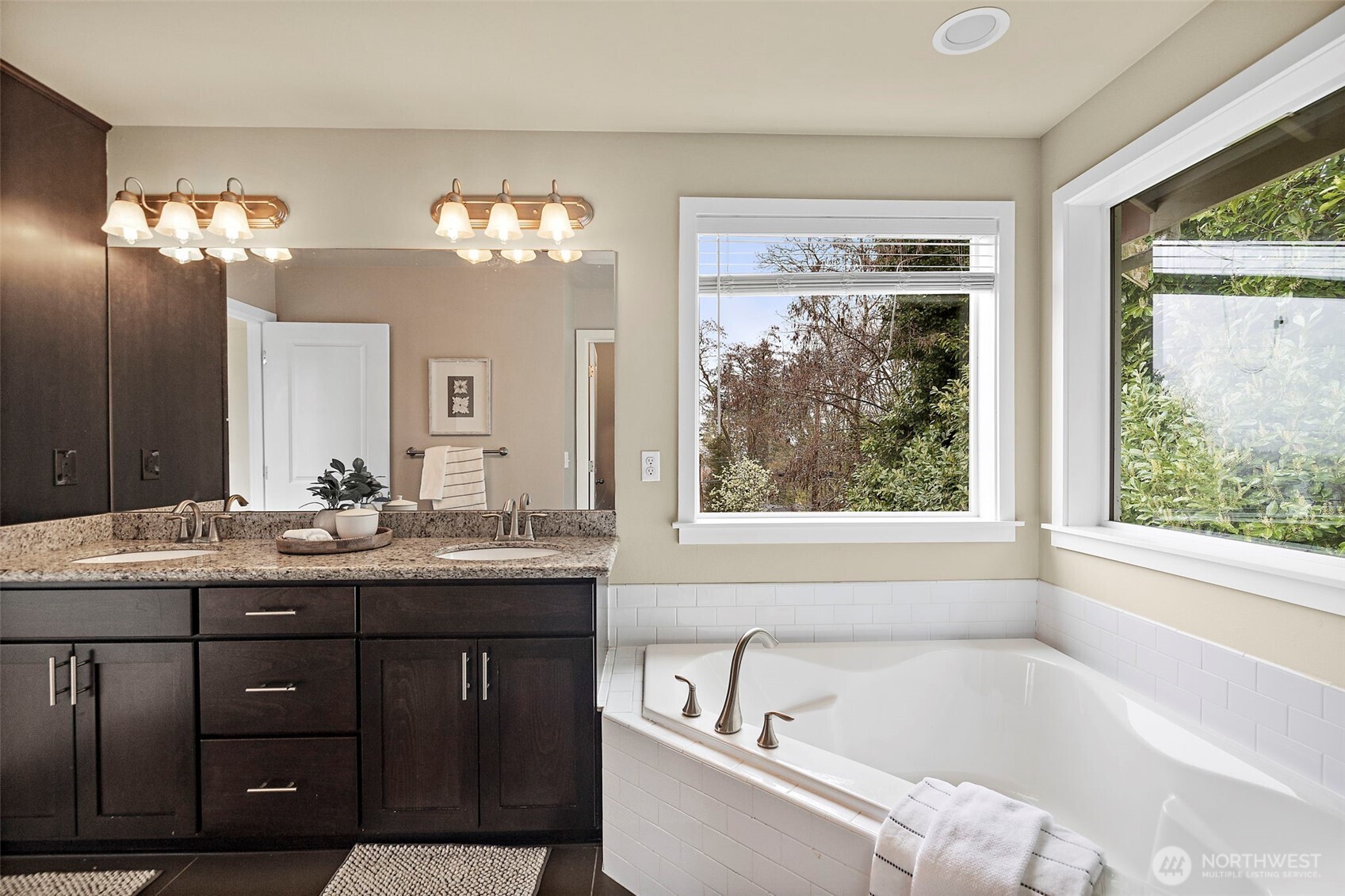 2210 Cedar Road , Lake Stevens, WA 98258-9511