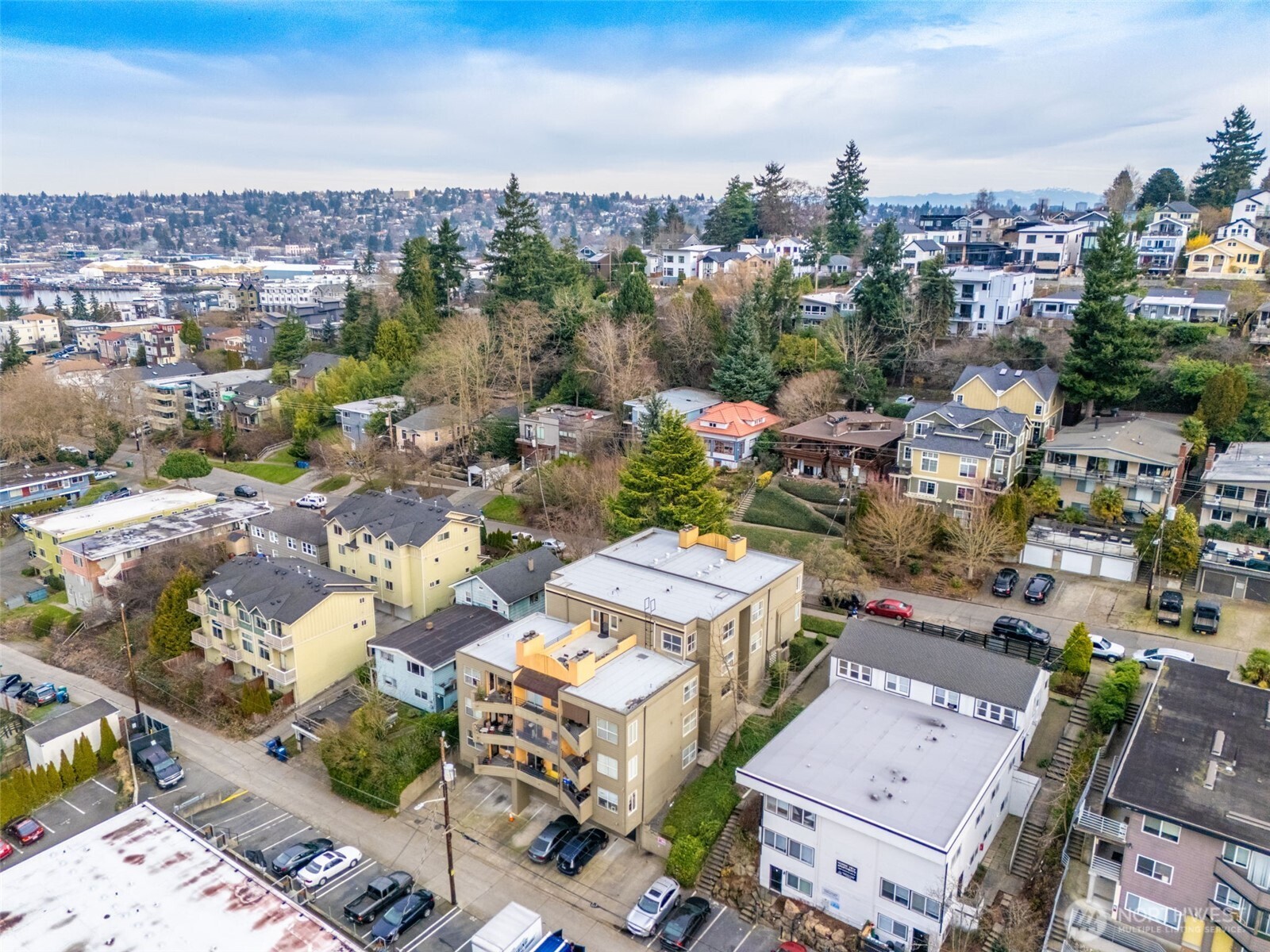 3425 14th Avenue W, Seattle, WA 98119