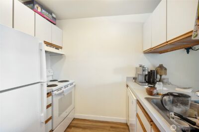 3425 14th Avenue W, Seattle, WA 98119 - Photo 11