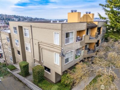 3425 14th Avenue W, Seattle, WA 98119 - Photo 4