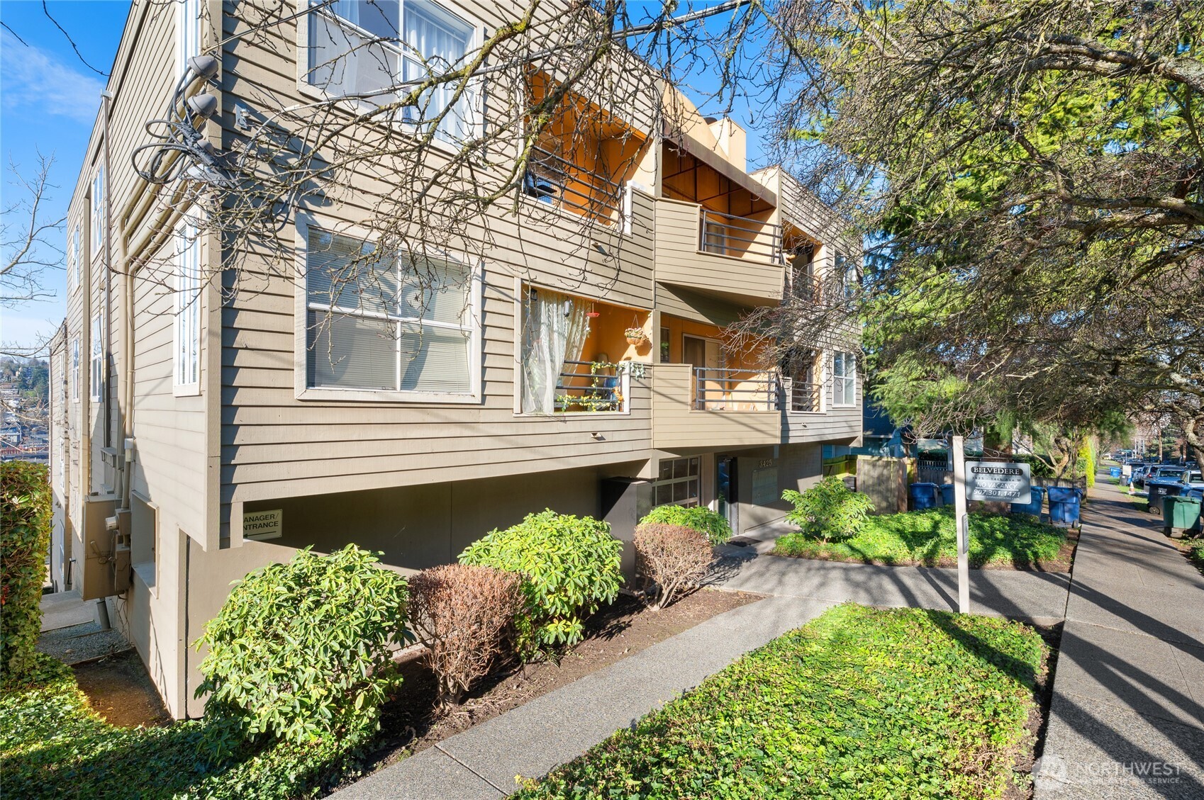 3425 14th Avenue W, Seattle, WA 98119