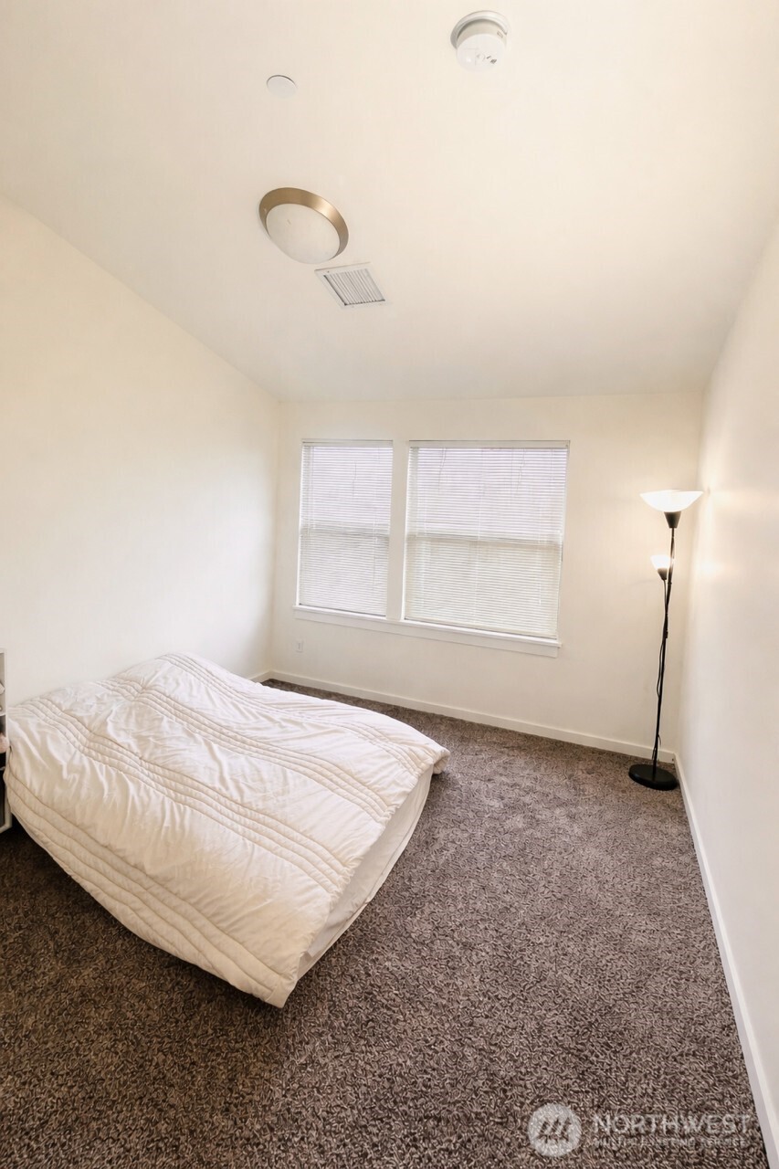 1214 N Northgate Way , Seattle, WA 98133