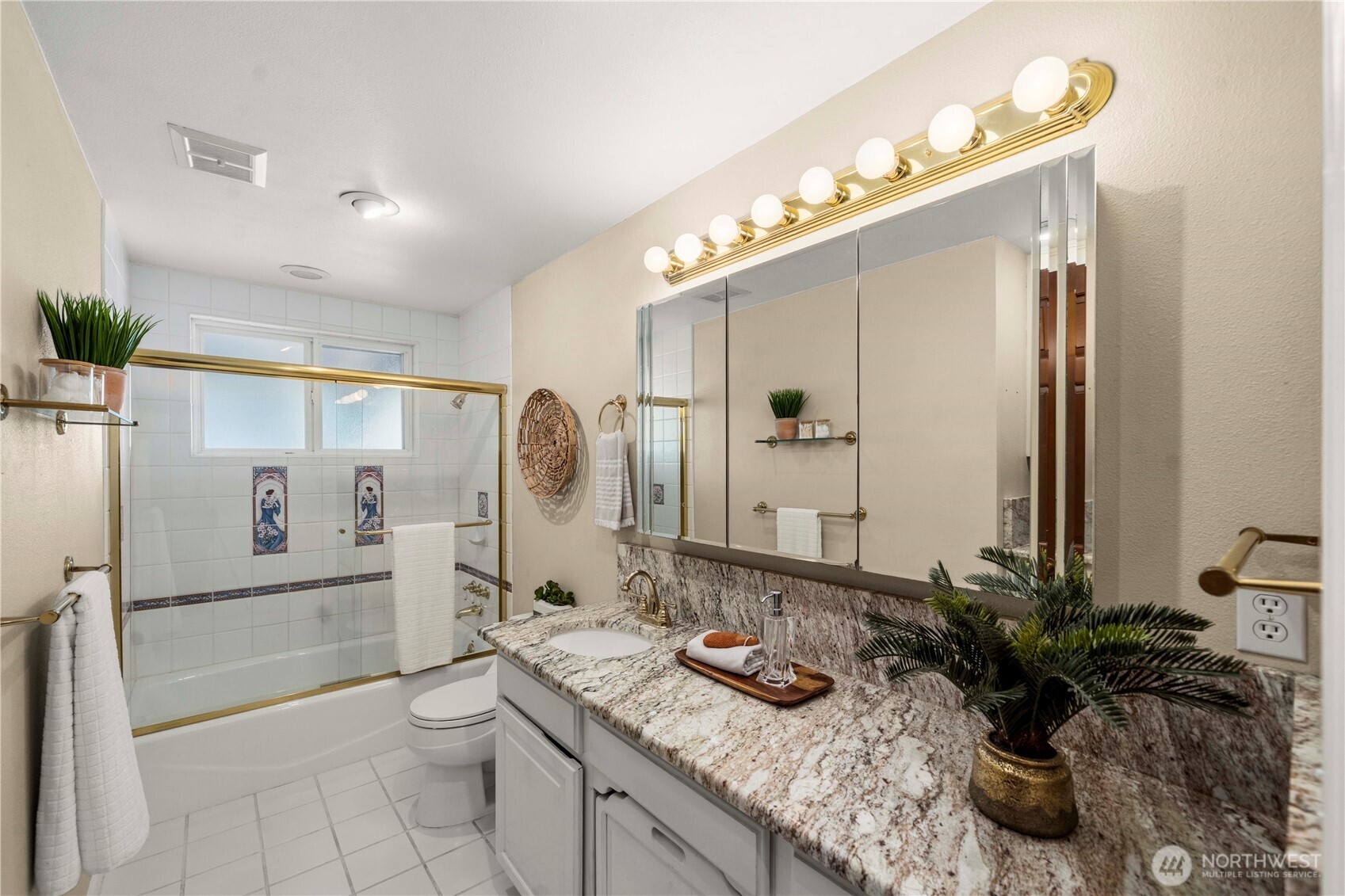 8605 Haviland Avenue SW, Lakewood, WA 98498