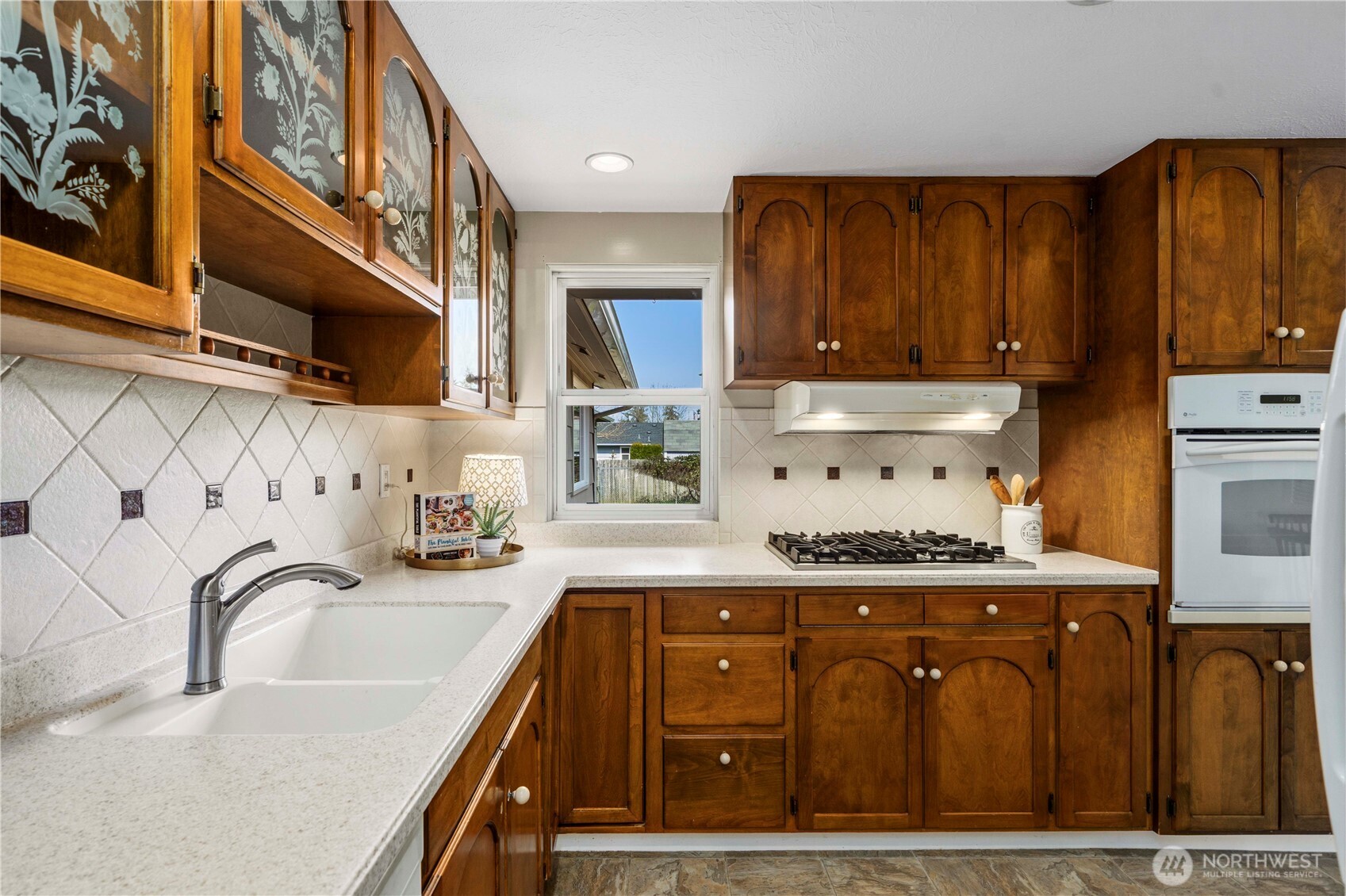 8605 Haviland Avenue SW, Lakewood, WA 98498