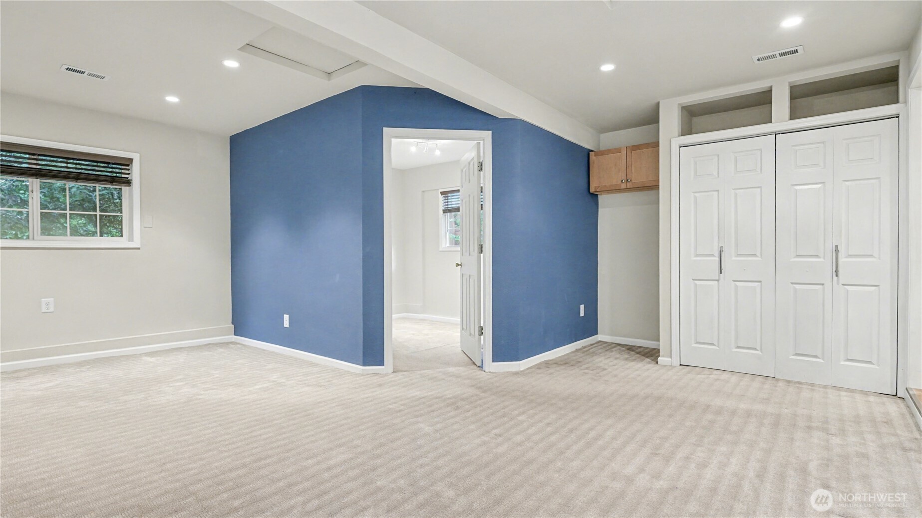 6201 Island Crest Way , Mercer Island, WA 98040