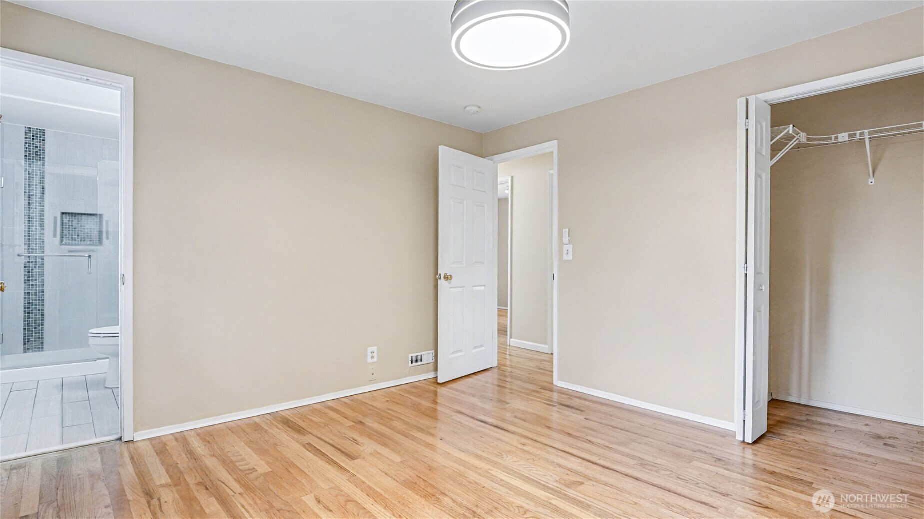 6201 Island Crest Way , Mercer Island, WA 98040