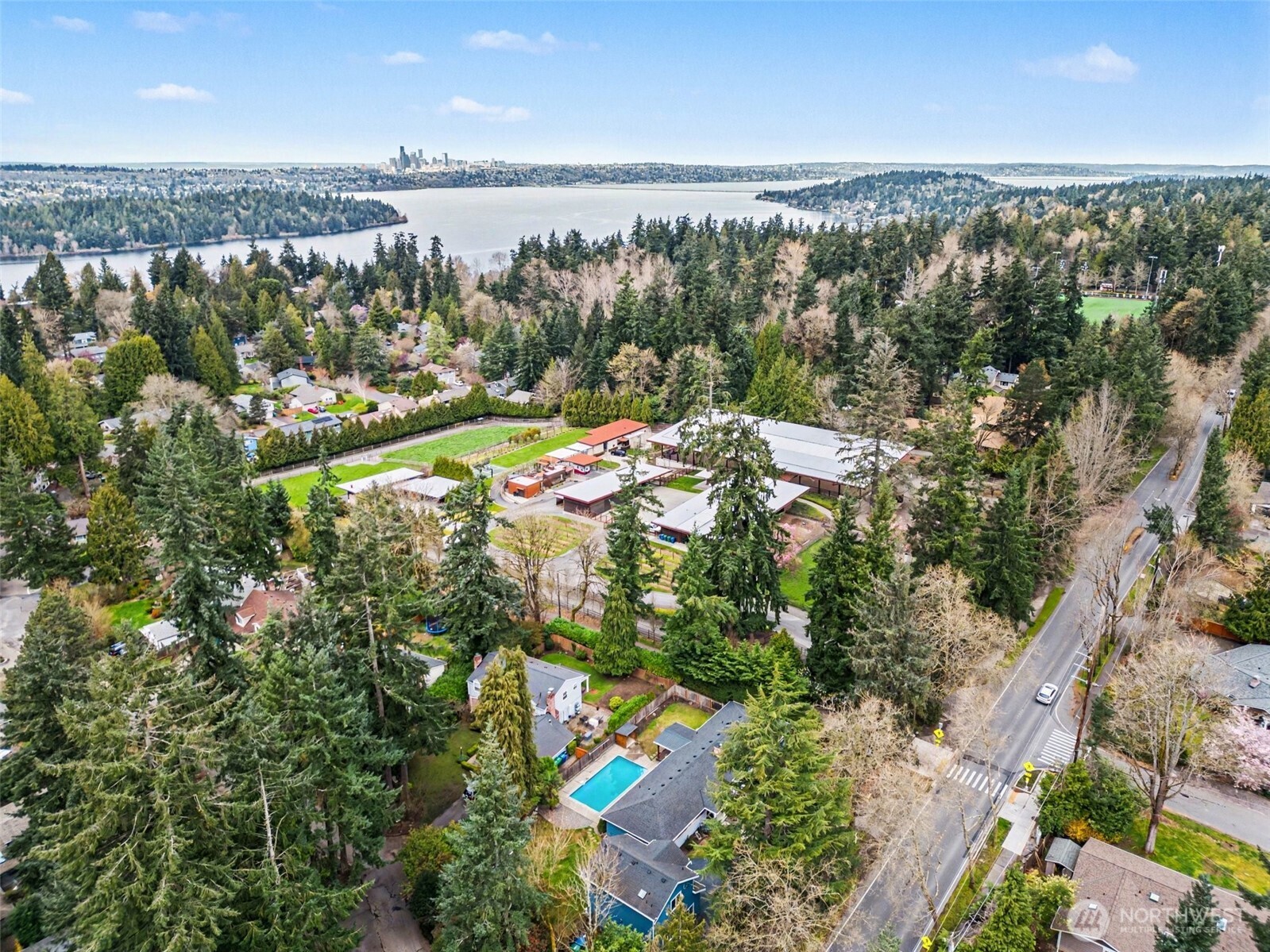6201 Island Crest Way , Mercer Island, WA 98040