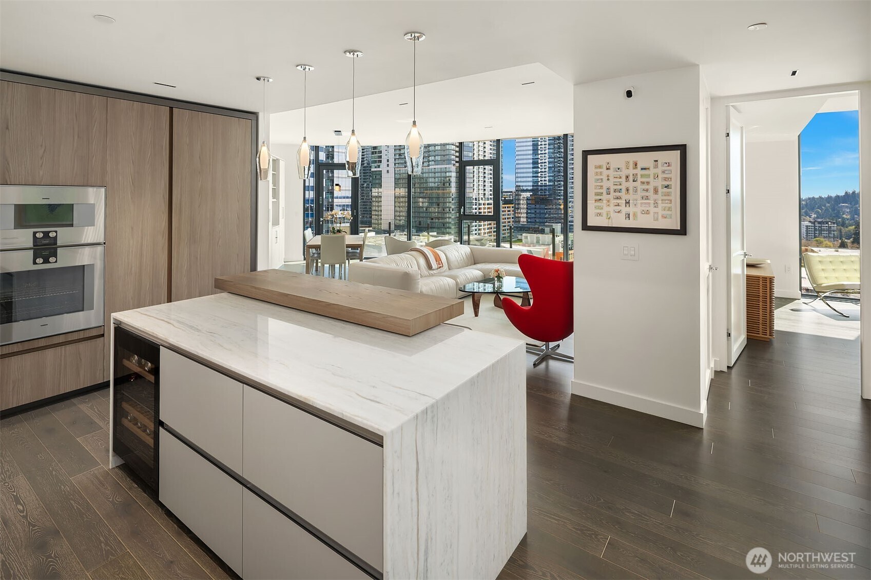 838 Avenue Square NE #1207, Bellevue, WA 98004