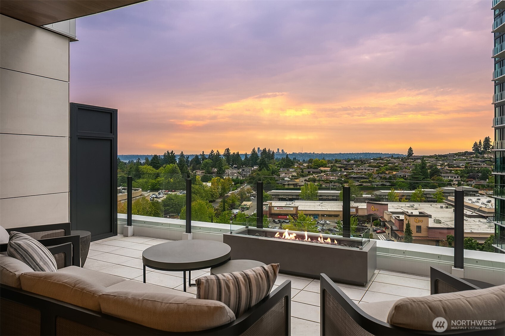 838 Avenue Square NE #1207, Bellevue, WA 98004