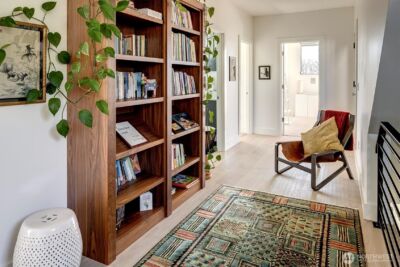 2660 9th Avenue W, Seattle, WA 98119-2218 - Photo 23