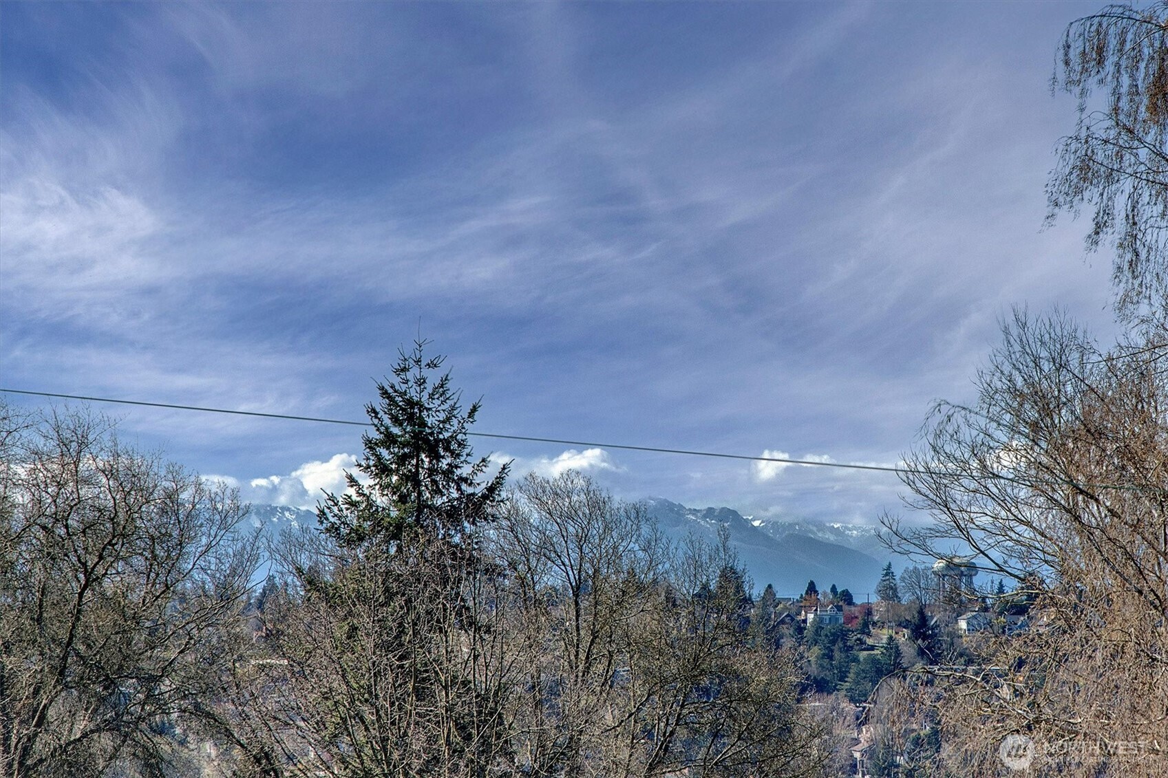 2660 9th Avenue W, Seattle, WA 98119-2218