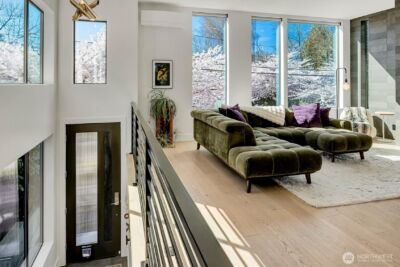 2660 9th Avenue W, Seattle, WA 98119-2218 - Photo 5