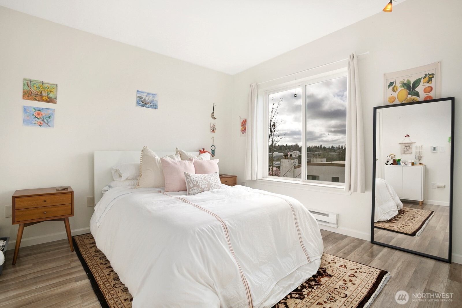 2117 N 107th Street #402, Seattle, WA 98133