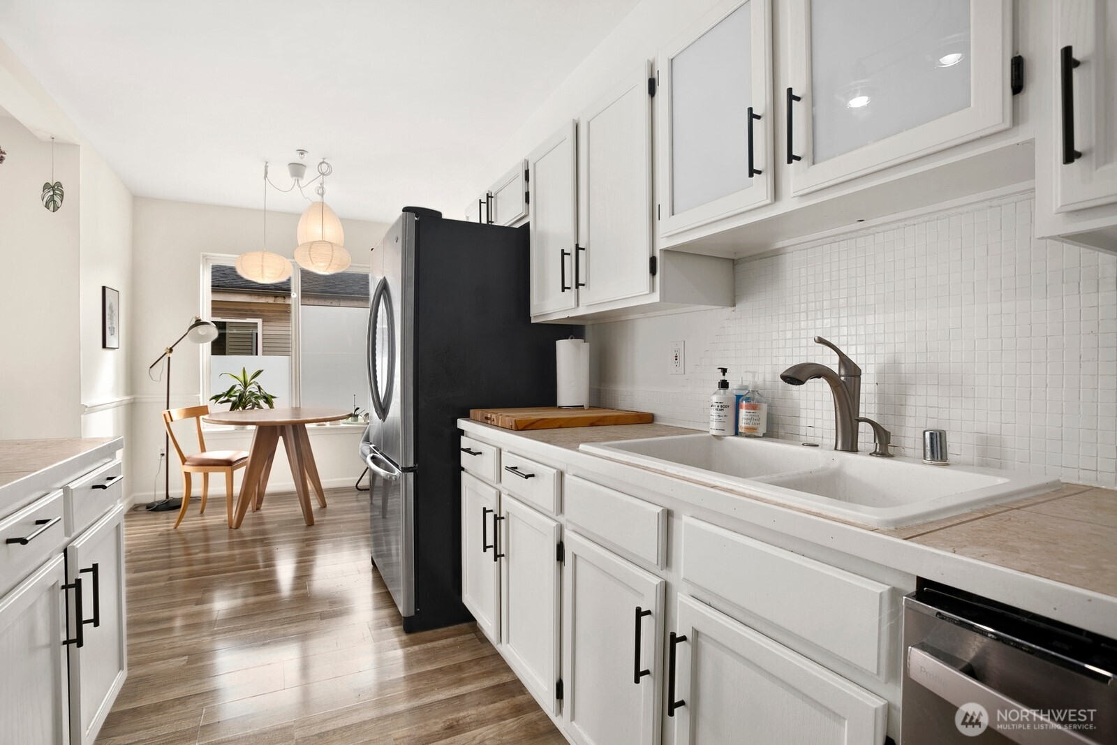 2117 N 107th Street #402, Seattle, WA 98133