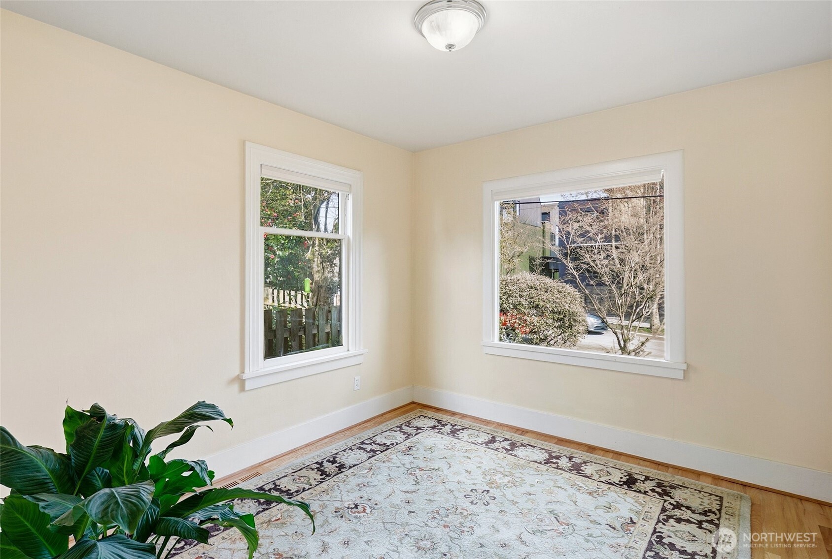 8053 Brooklyn Avenue NE, Seattle, WA 98115