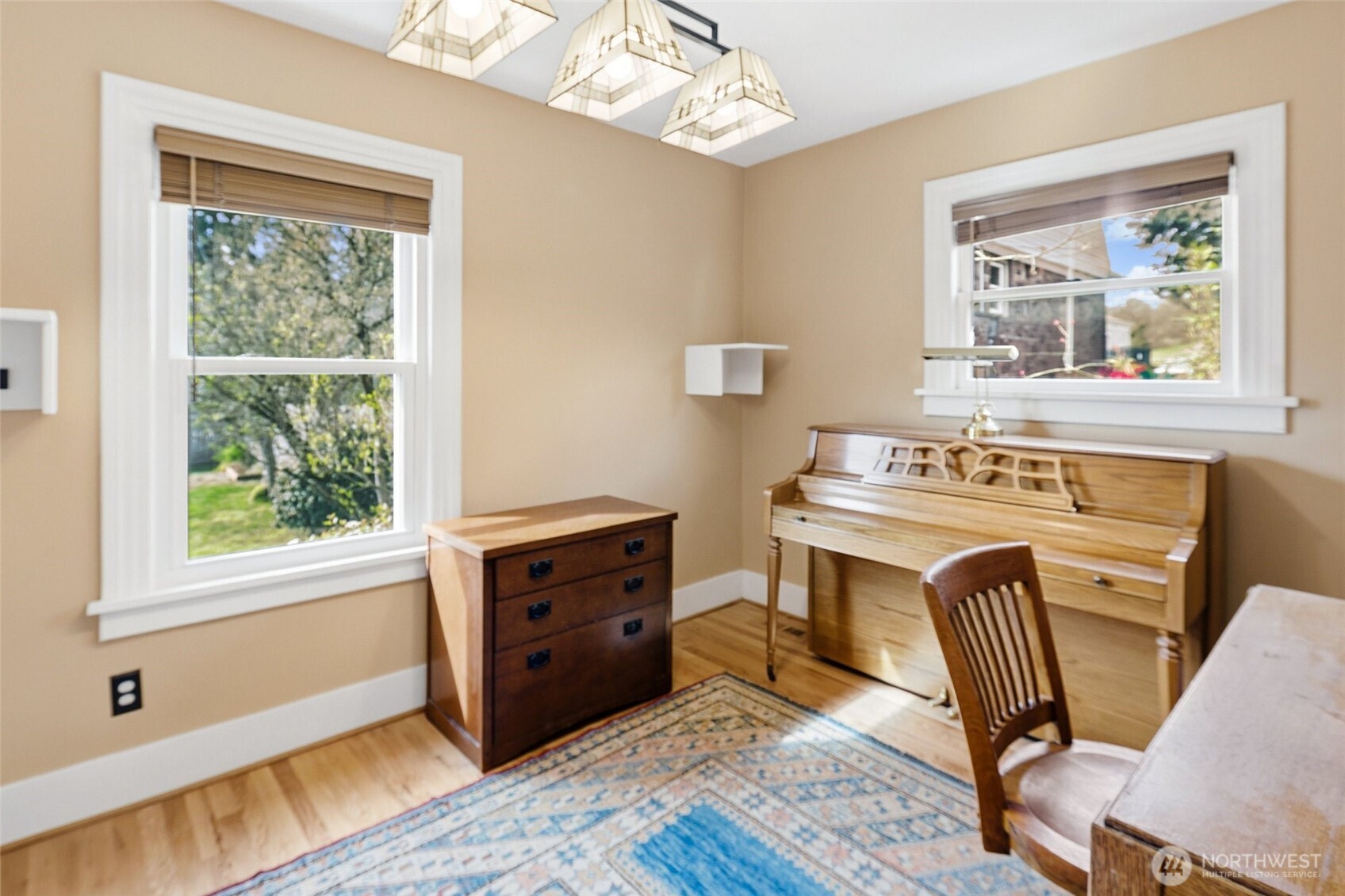 8053 Brooklyn Avenue NE, Seattle, WA 98115