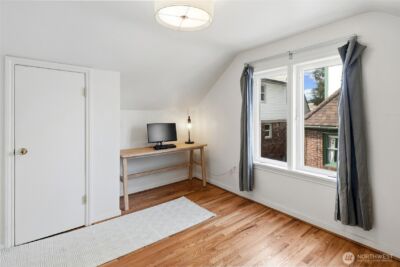 8053 Brooklyn Avenue NE, Seattle, WA 98115 - Photo 21