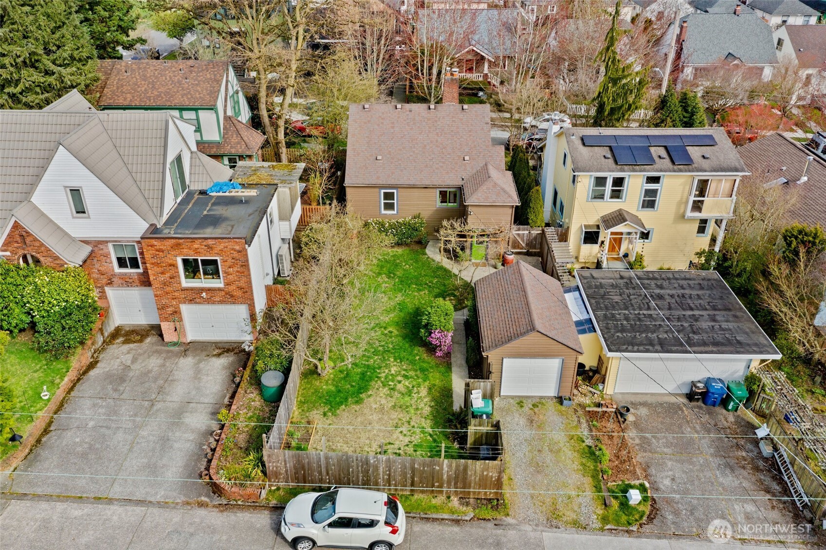 8053 Brooklyn Avenue NE, Seattle, WA 98115