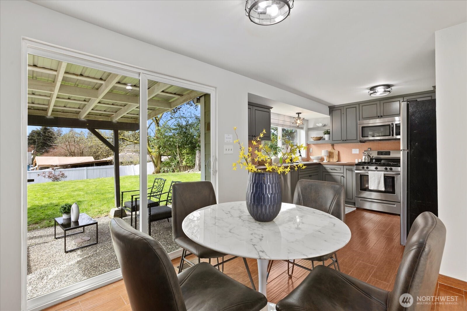 12845 7th Avenue S, Burien, WA 98168