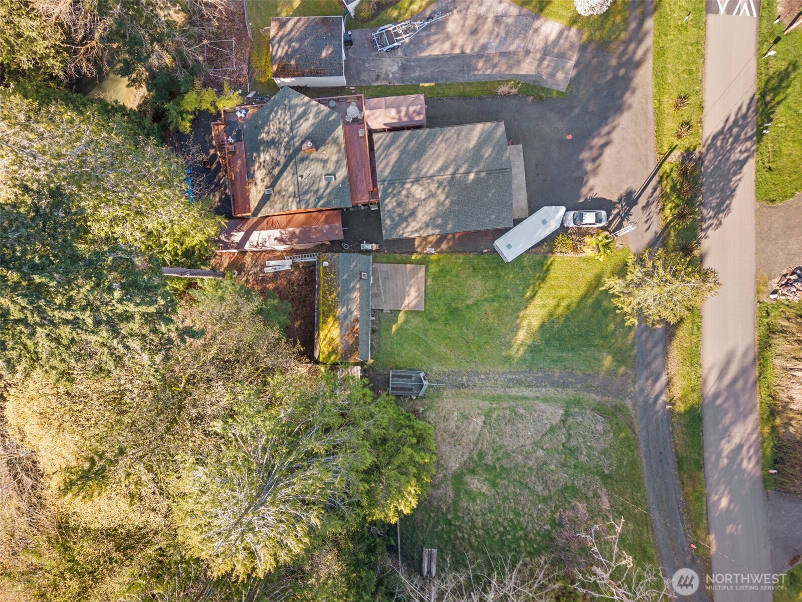 9905 Mariner Drive NW, Olympia, WA 98502