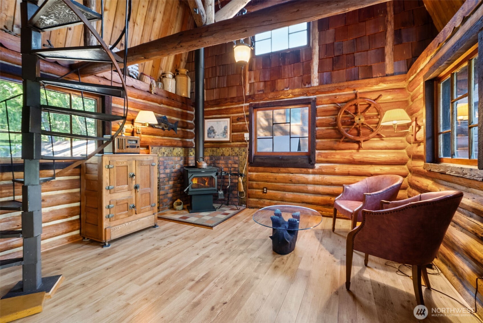 9905 Mariner Drive NW, Olympia, WA 98502