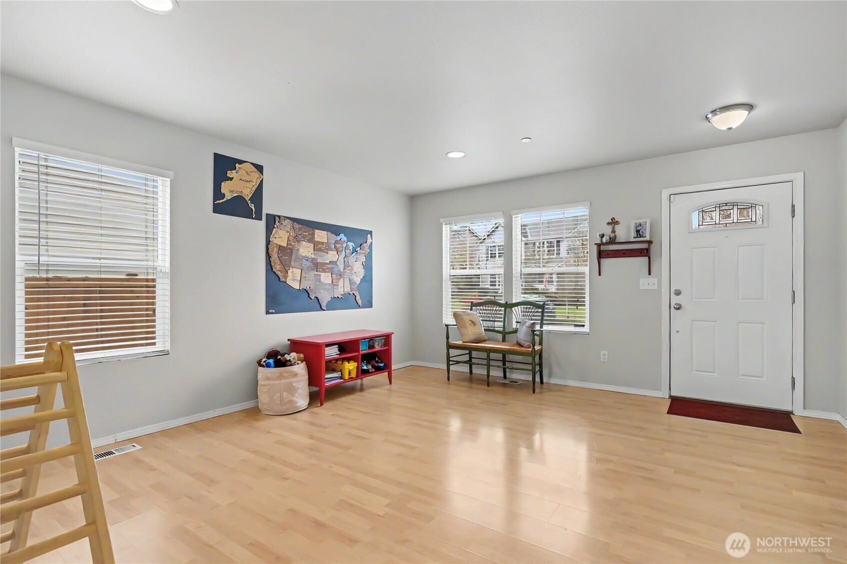 1846 Fisher Street , Dupont, WA 98327