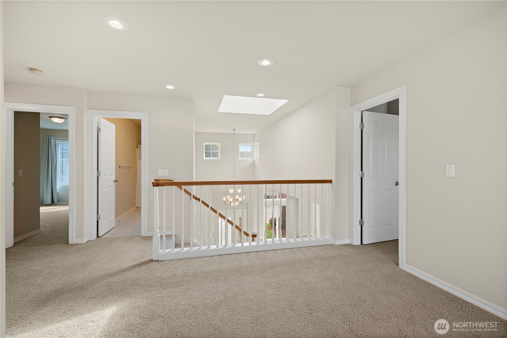 4610 NE 1st Ct , Renton, WA 98059-5243