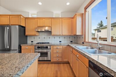 4610 NE 1st Ct , Renton, WA 98059-5243 - Photo 7