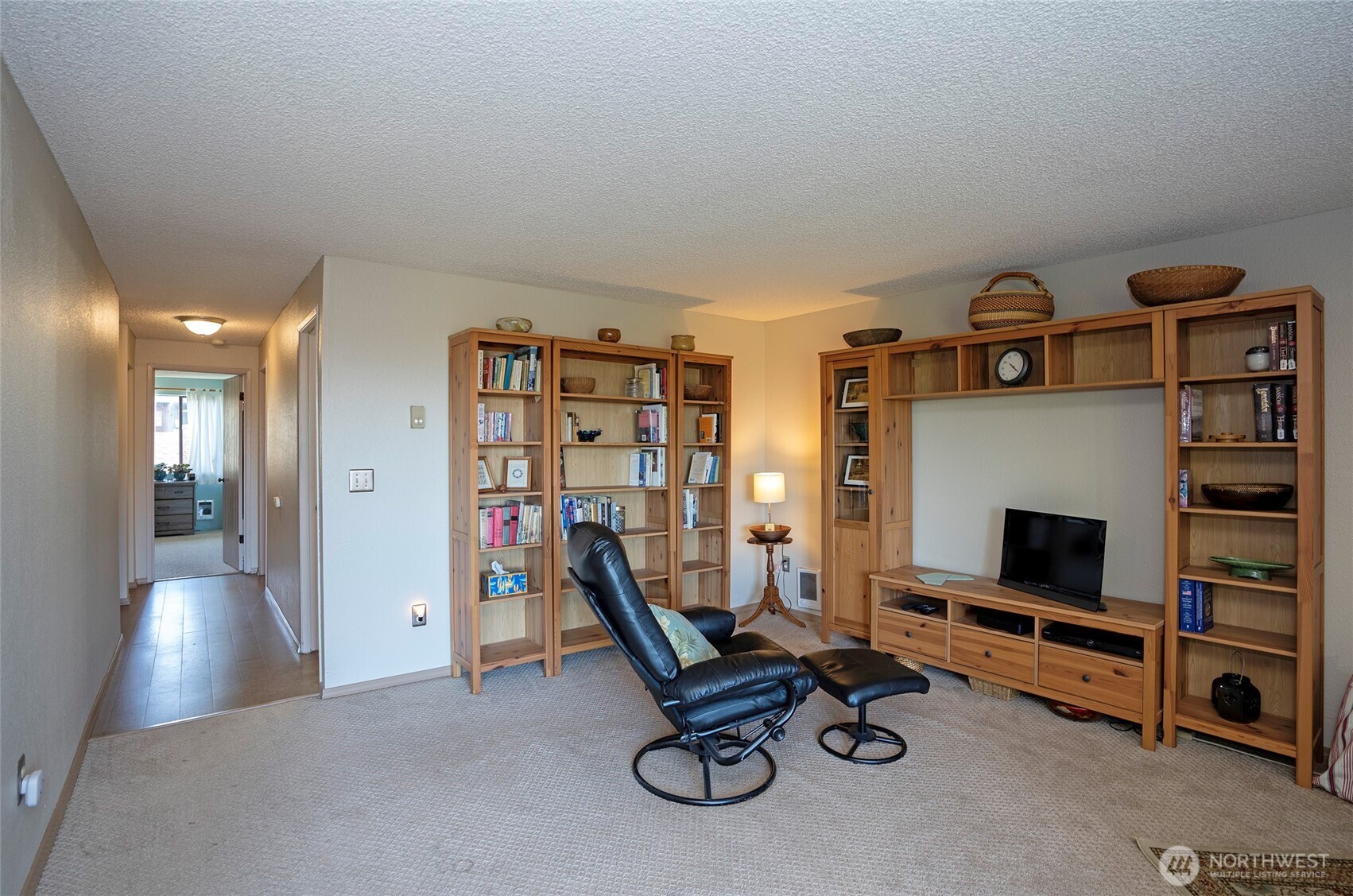 7317 N Skyview #L203, Tacoma, WA 98406