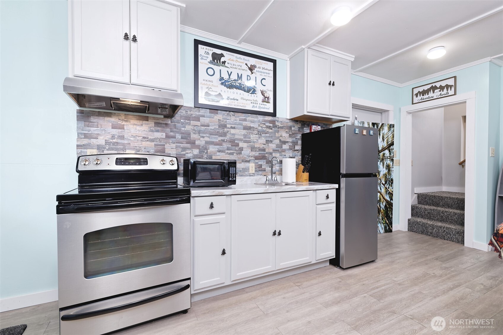 5791 N Lake Cushman Road , Hoodsport, WA 98548