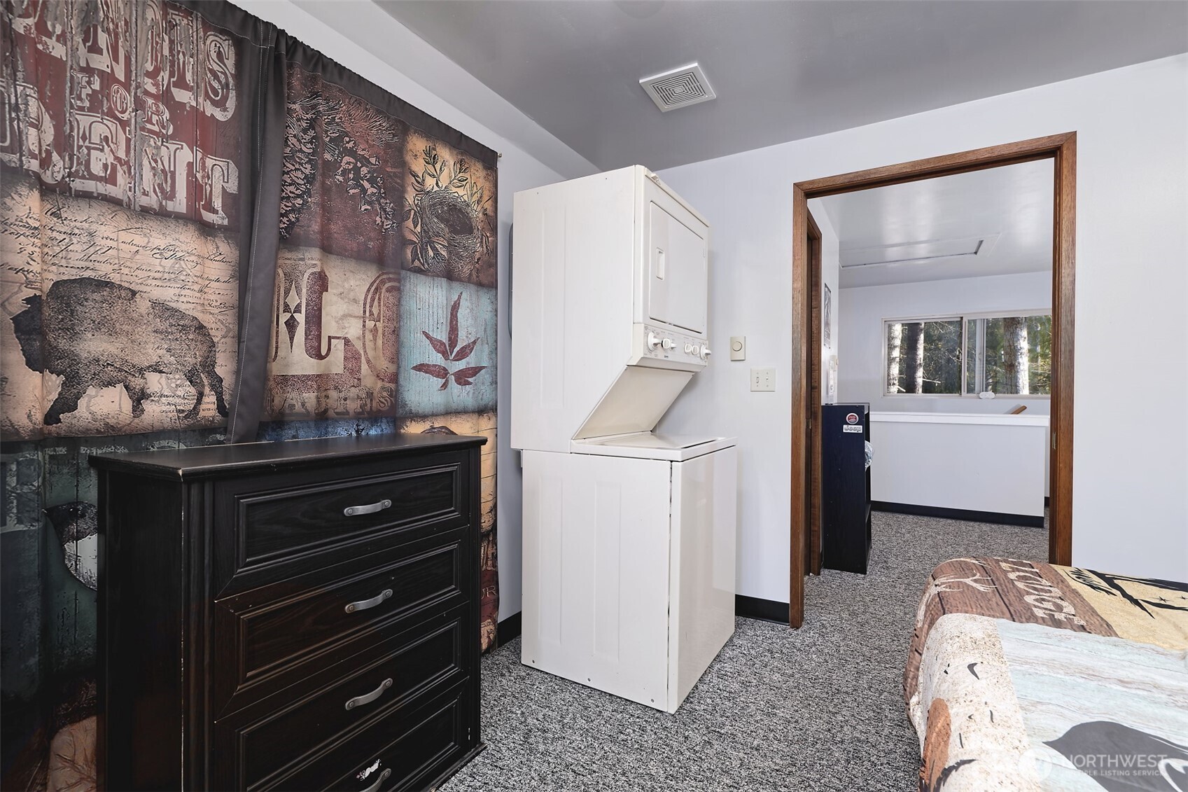 5791 N Lake Cushman Road , Hoodsport, WA 98548