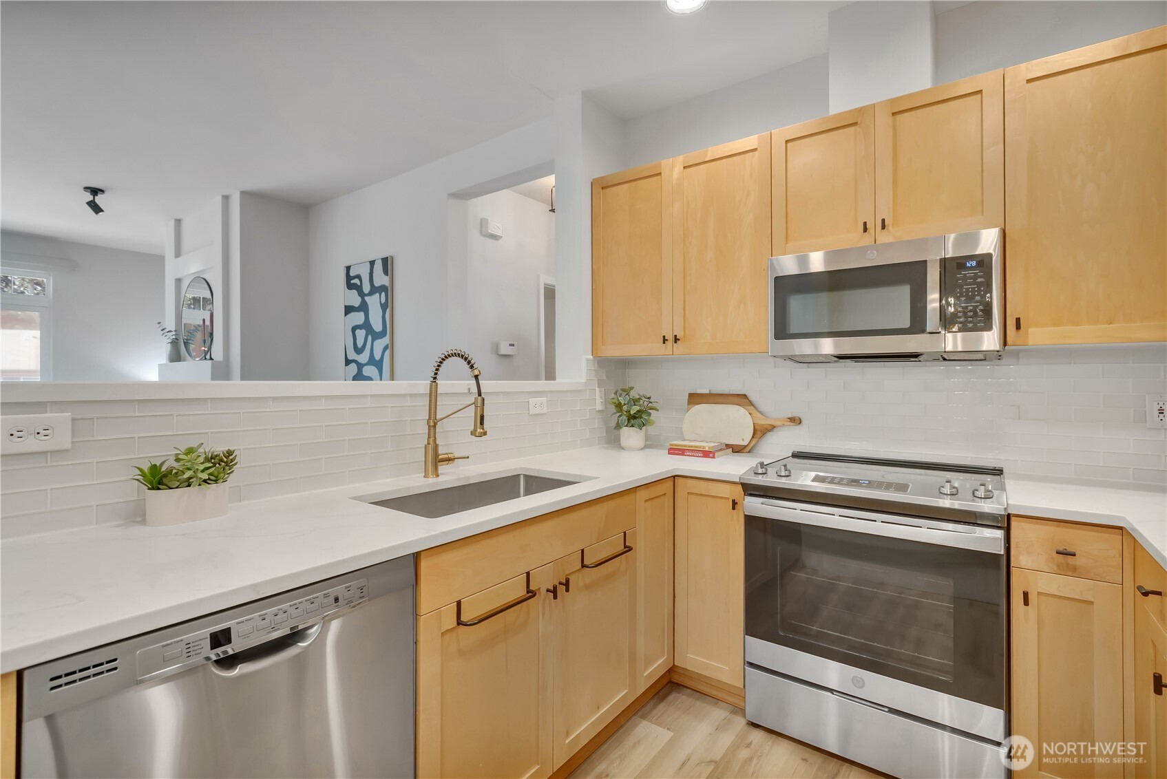 4478 248th Lane SE, Sammamish, WA 98029