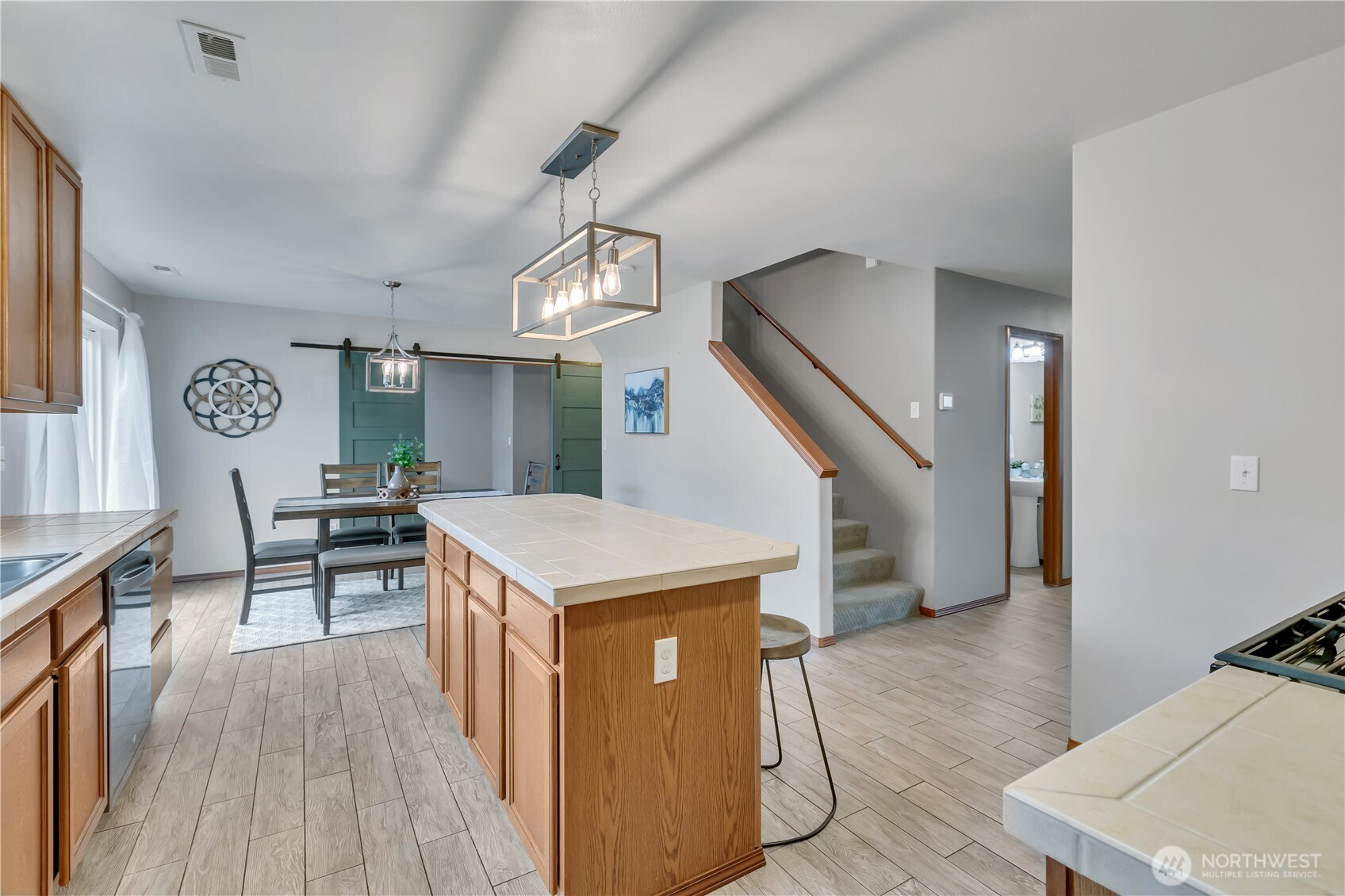29749 216th Place SE, Kent, WA 98042