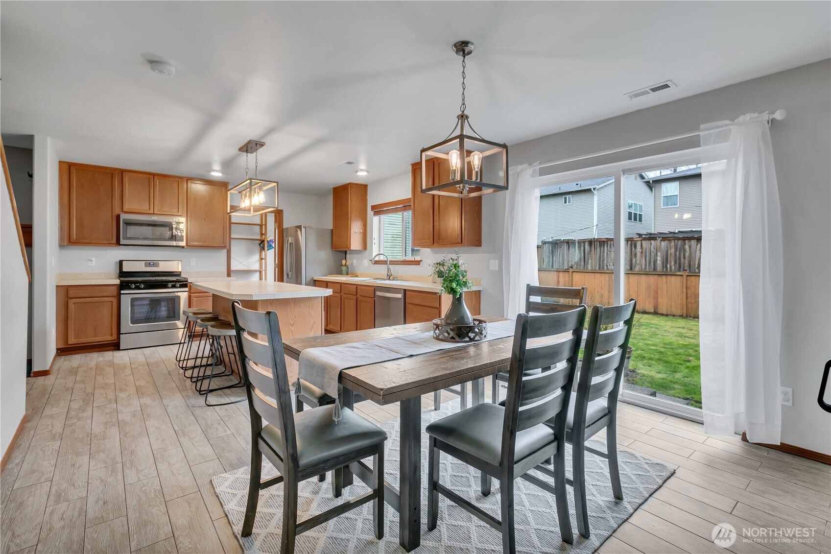 29749 216th Place SE, Kent, WA 98042