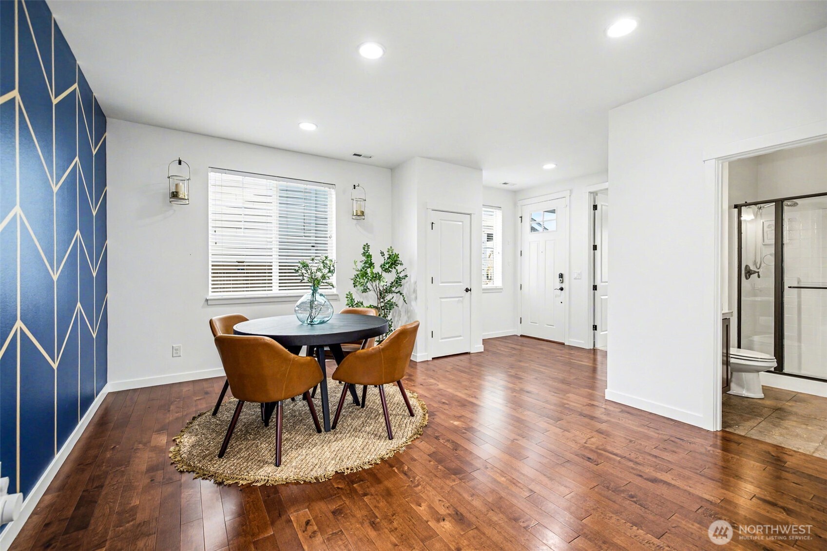 34117 SE Ash Street , Snoqualmie, WA 98065