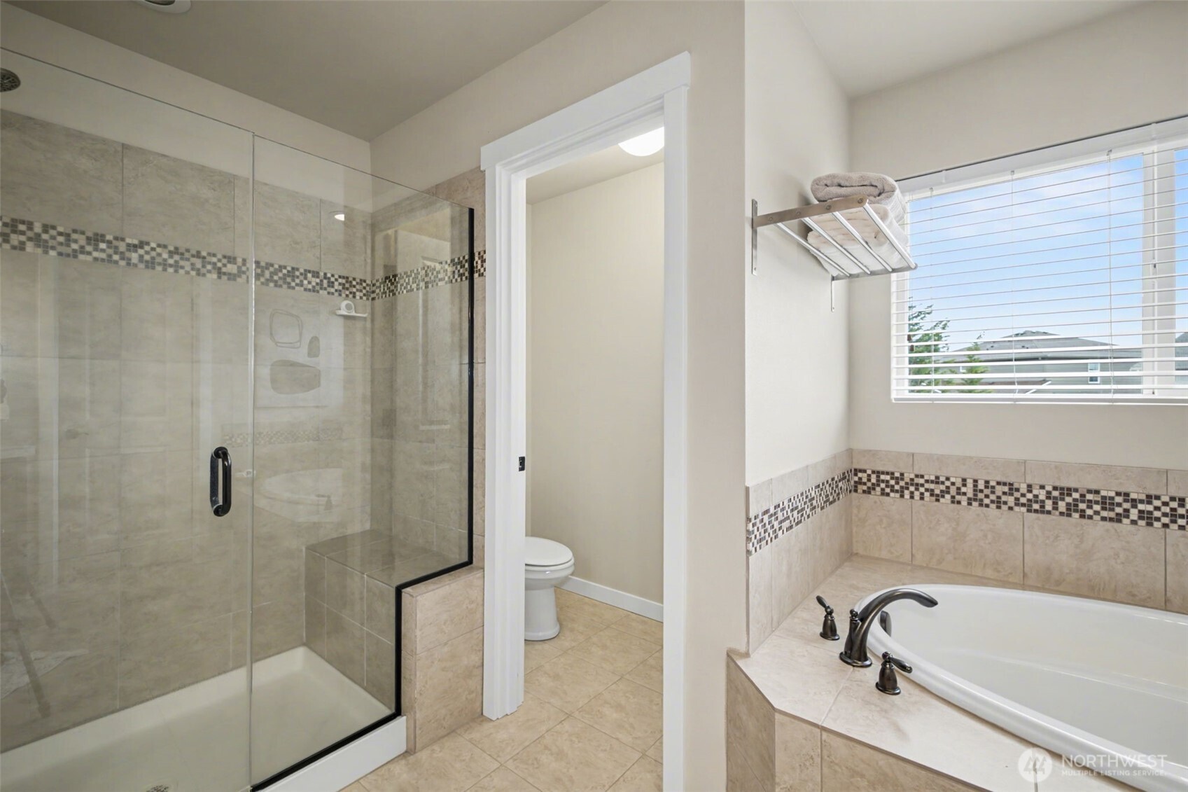 34117 SE Ash Street , Snoqualmie, WA 98065