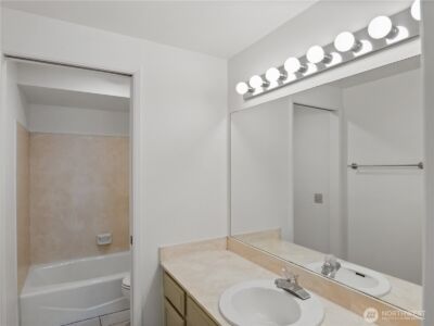 1250 Taylor Avenue N #105, Seattle, WA 98109 - Photo 27