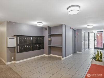 1250 Taylor Avenue N #105, Seattle, WA 98109 - Photo 3