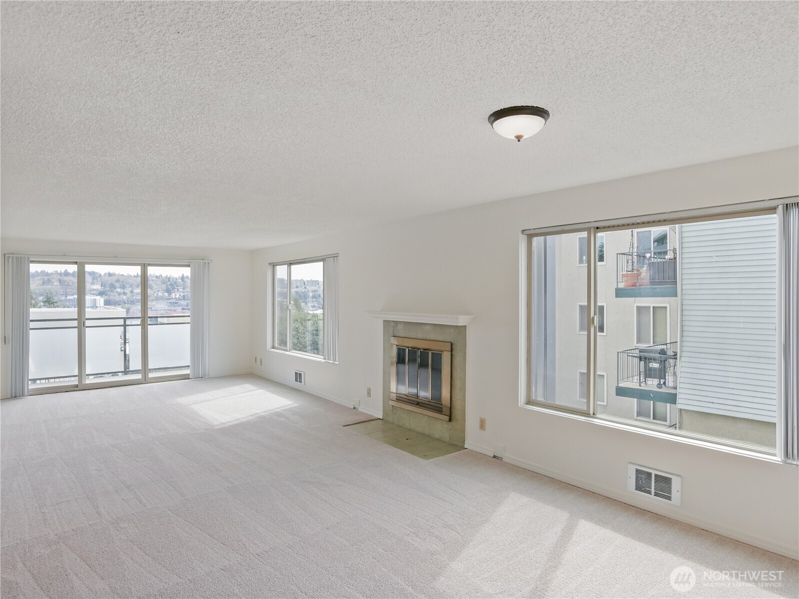 1250 Taylor Avenue N #105, Seattle, WA 98109