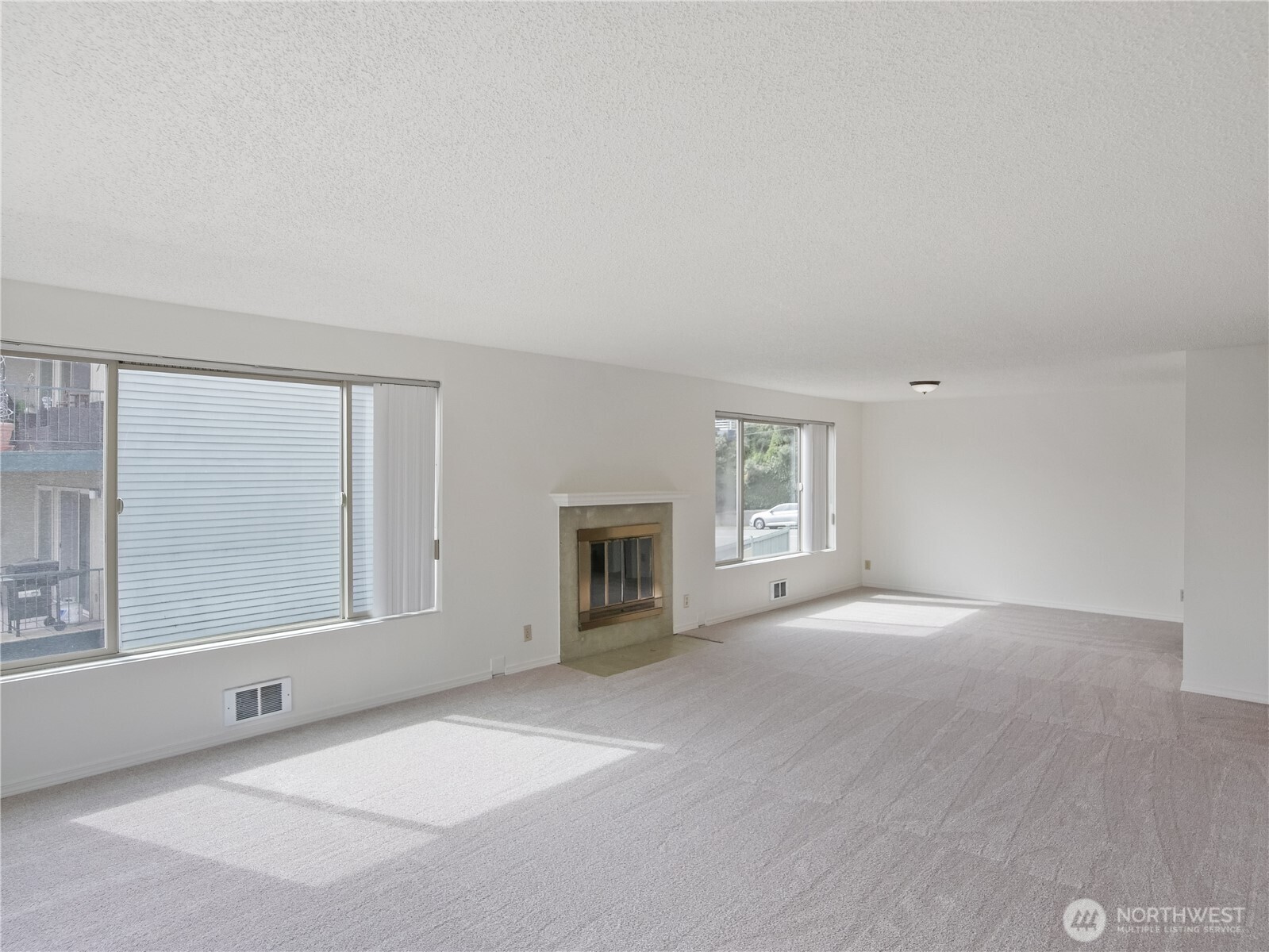 1250 Taylor Avenue N #105, Seattle, WA 98109