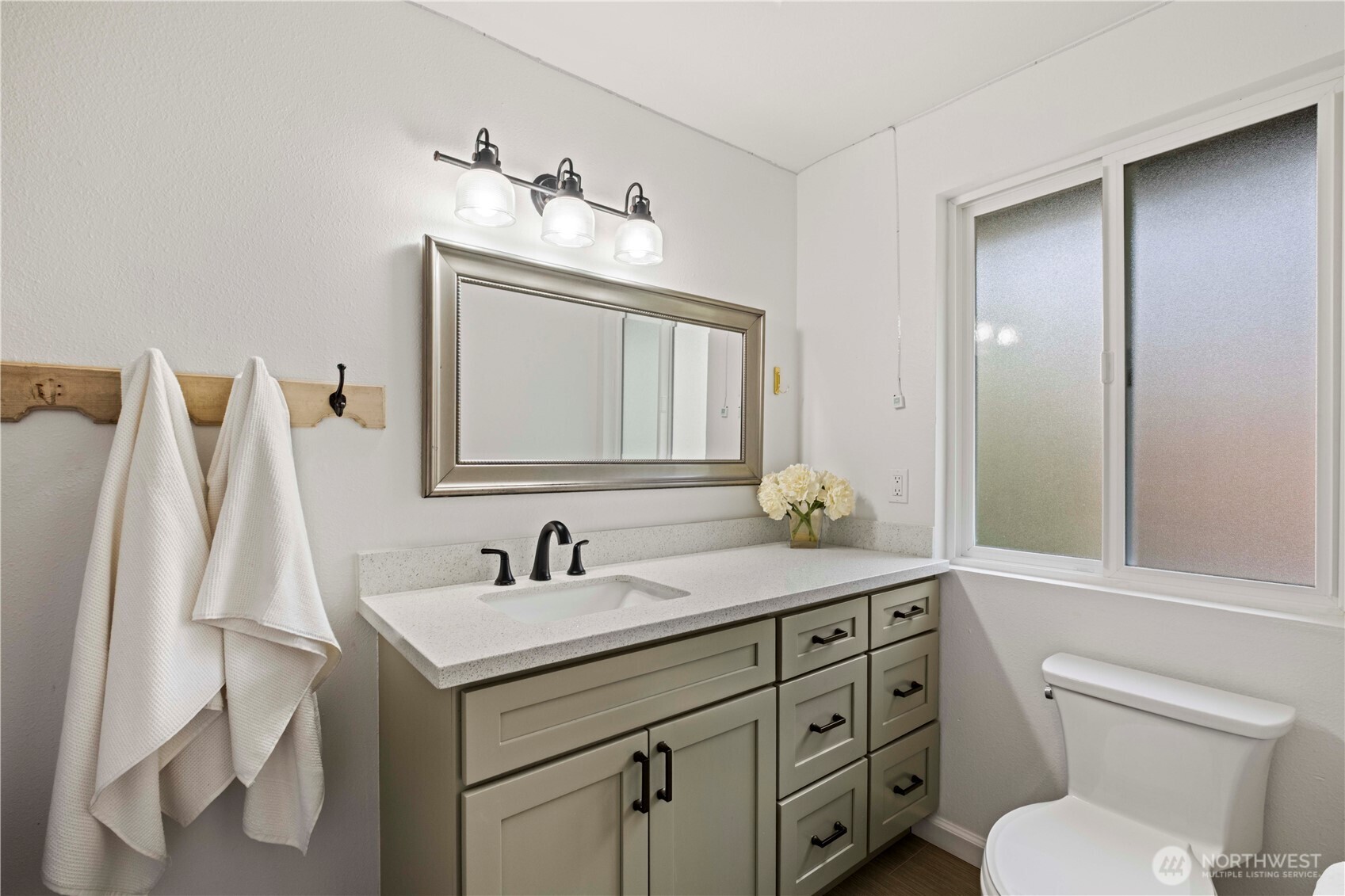 1633 217th Place SE, Sammamish, WA 98075