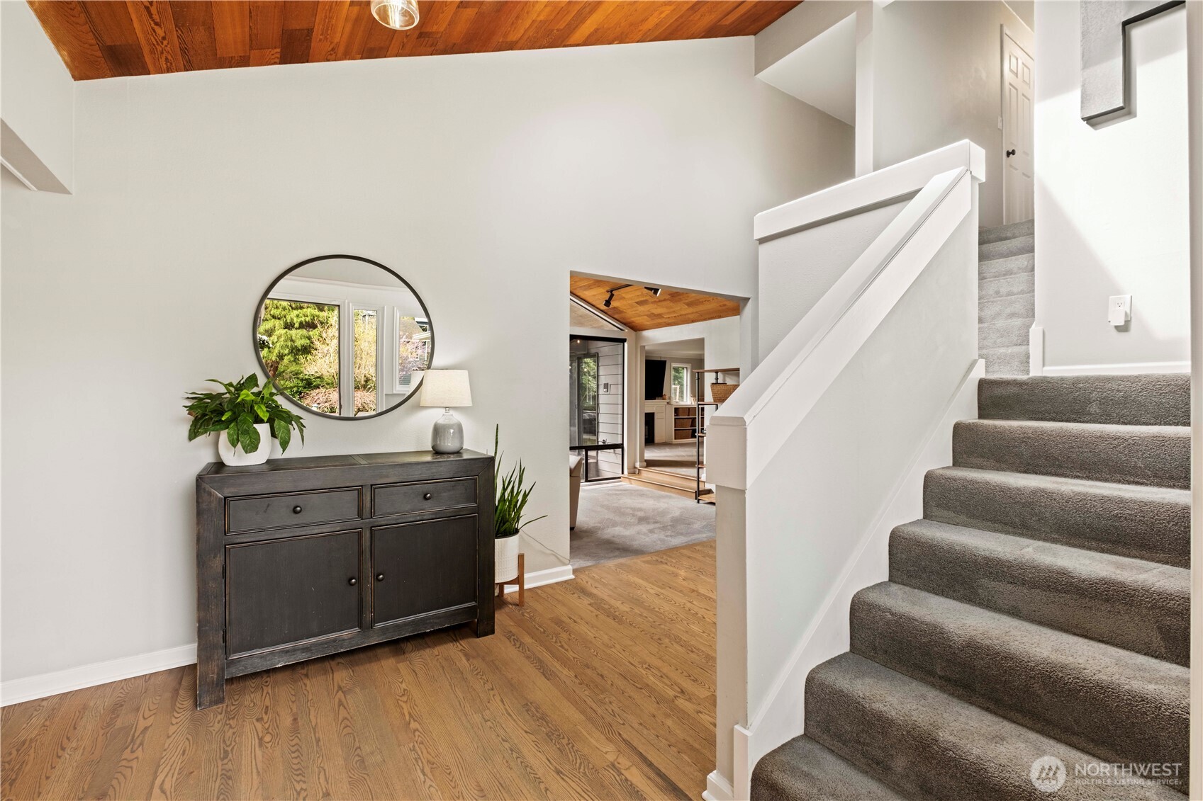 1633 217th Place SE, Sammamish, WA 98075