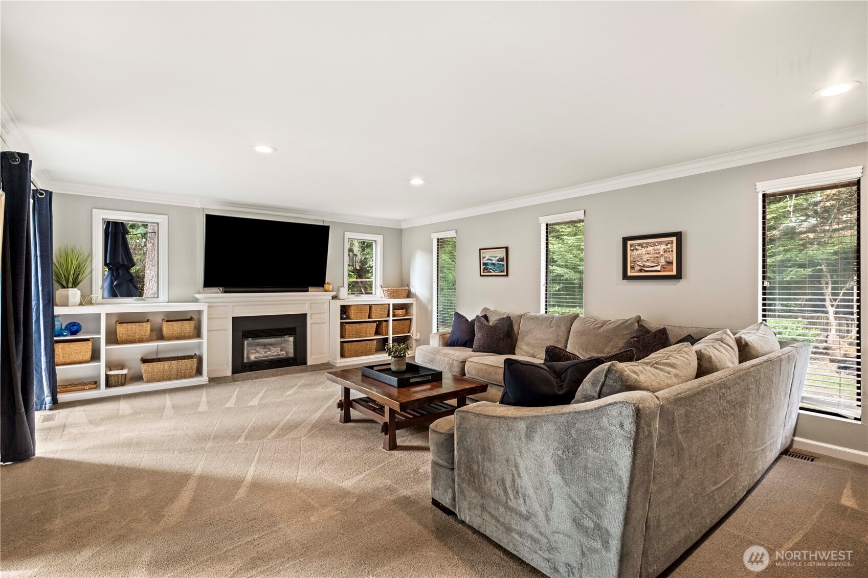 1633 217th Place SE, Sammamish, WA 98075