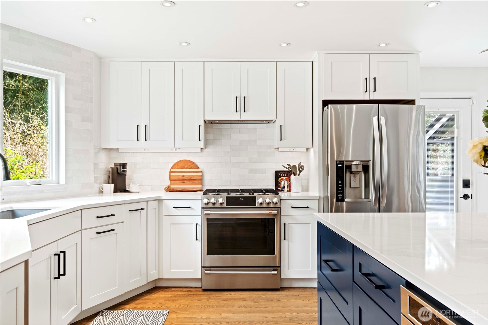 1633 217th Place SE, Sammamish, WA 98075