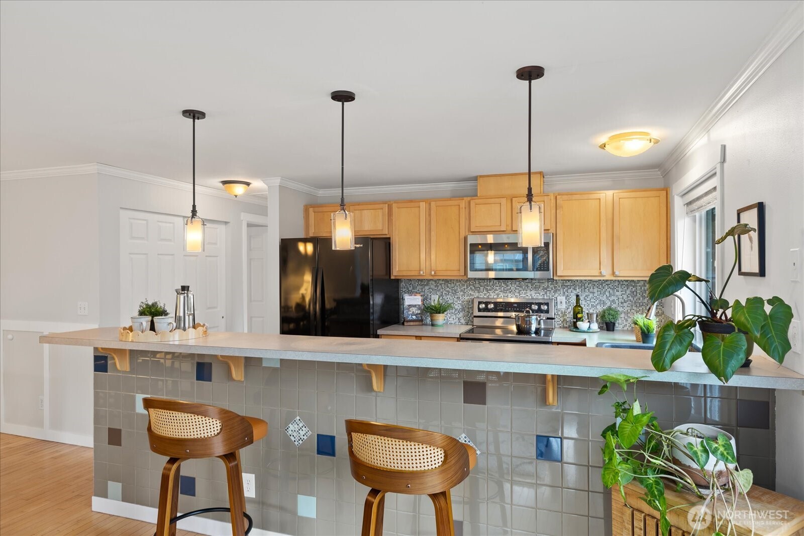 26376 Barrett Road NE, Kingston, WA 98346